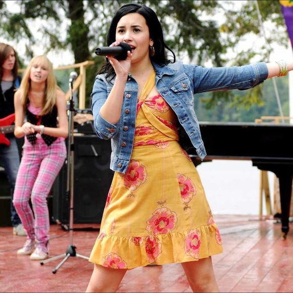 Yellow poppy sundress - Picture 1 of 3